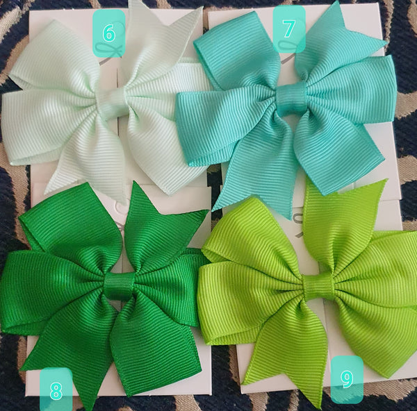 Small Bow single