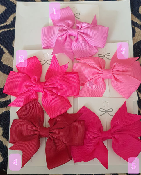 Small Bow single