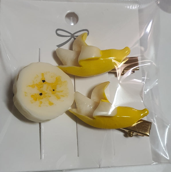 Banana hair clips (3)