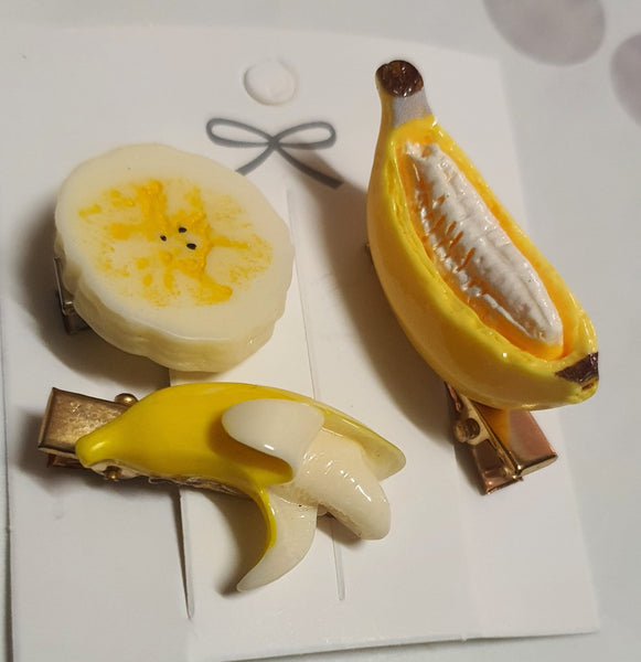 Banana hair clips (3)
